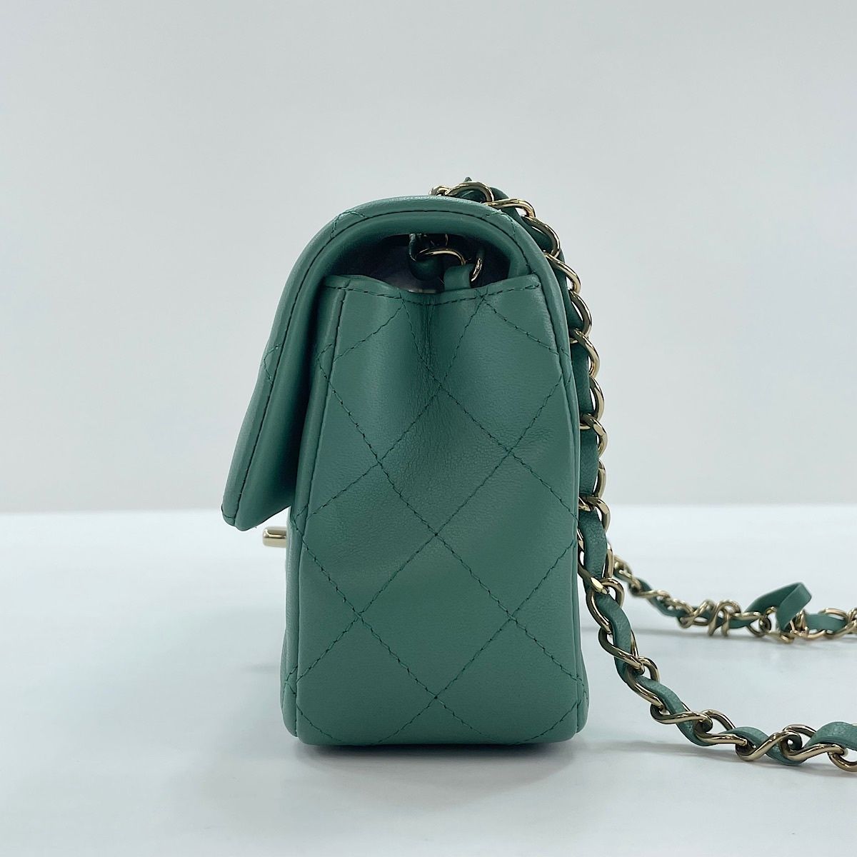 Chanel Shoulder Bag Mini Quilted — view 6