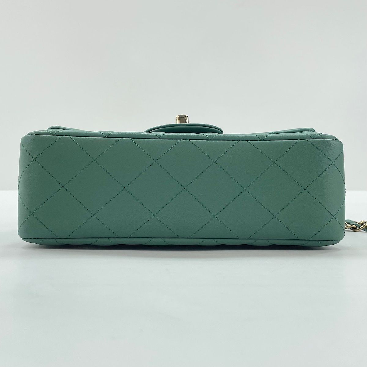 Chanel Shoulder Bag Mini Quilted — view 7