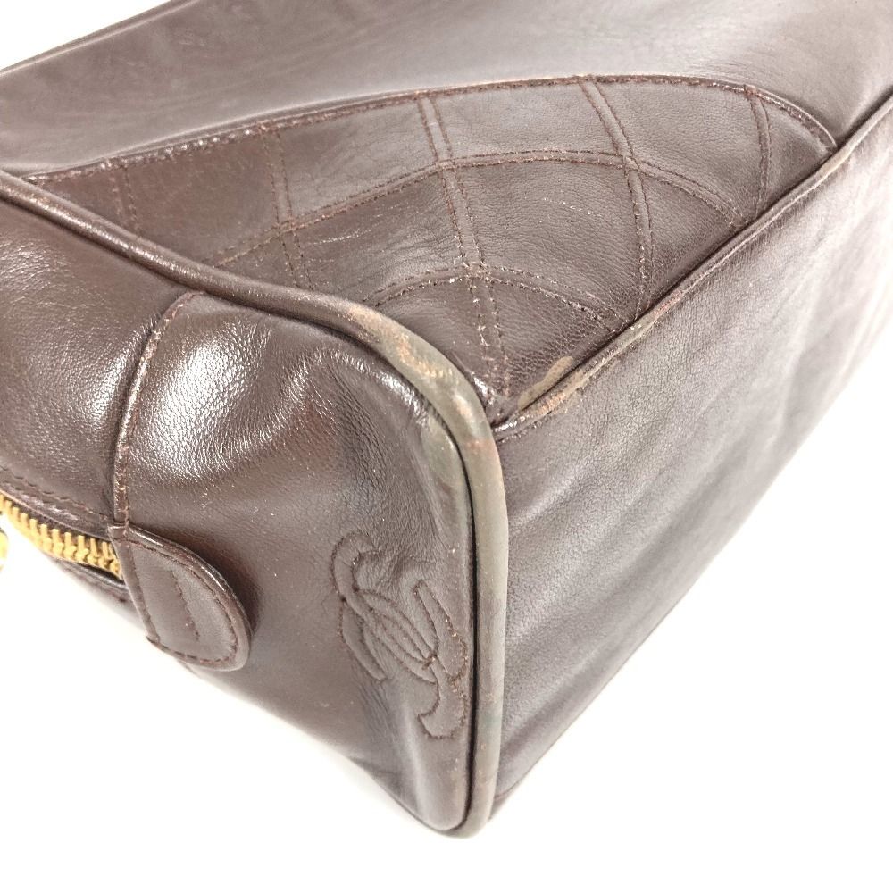 Chanel Clutch Quilted Logo Leather Brown — view 7
