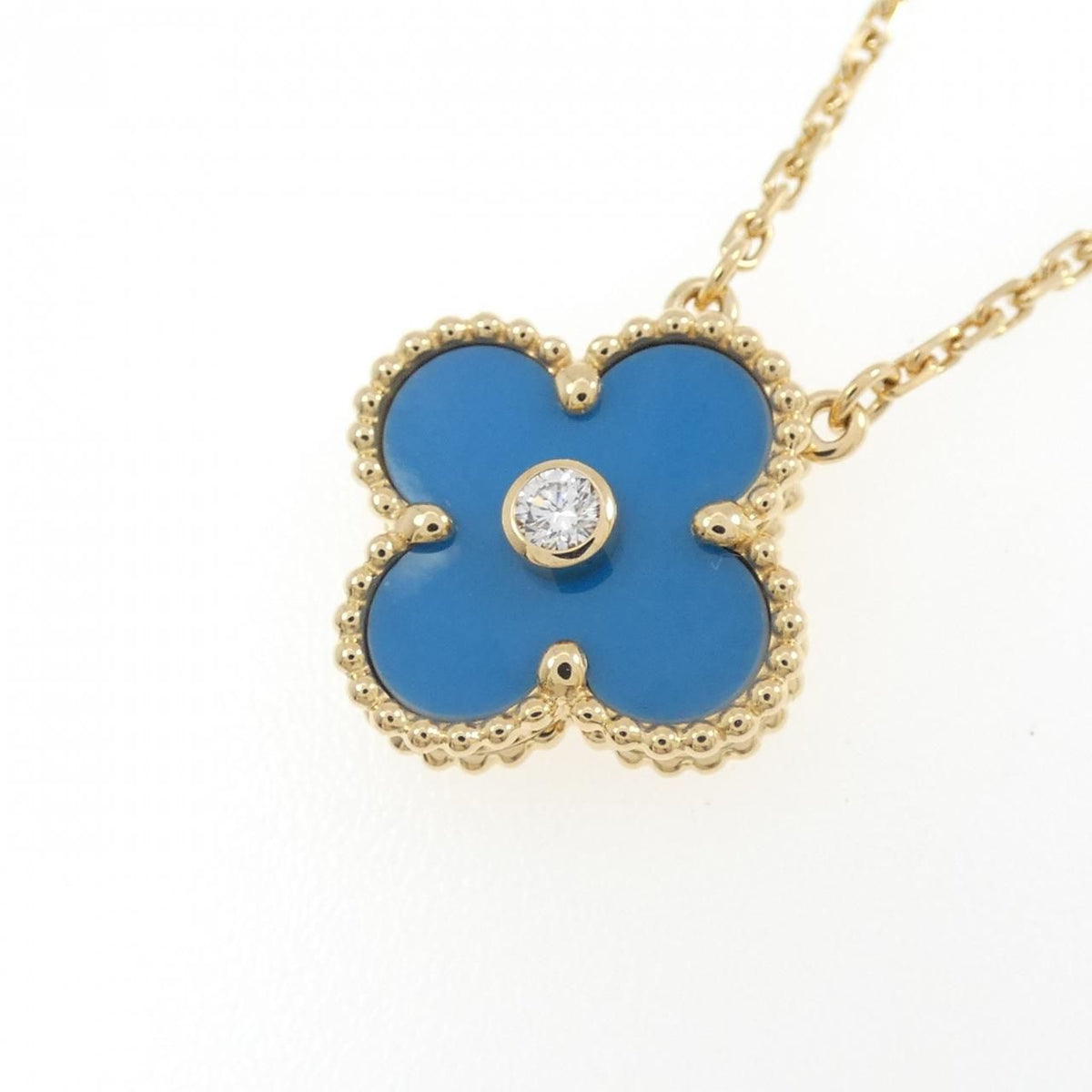 Van Cleef & Arpels Vintage Alhambra Holiday Limited Necklace — view 3