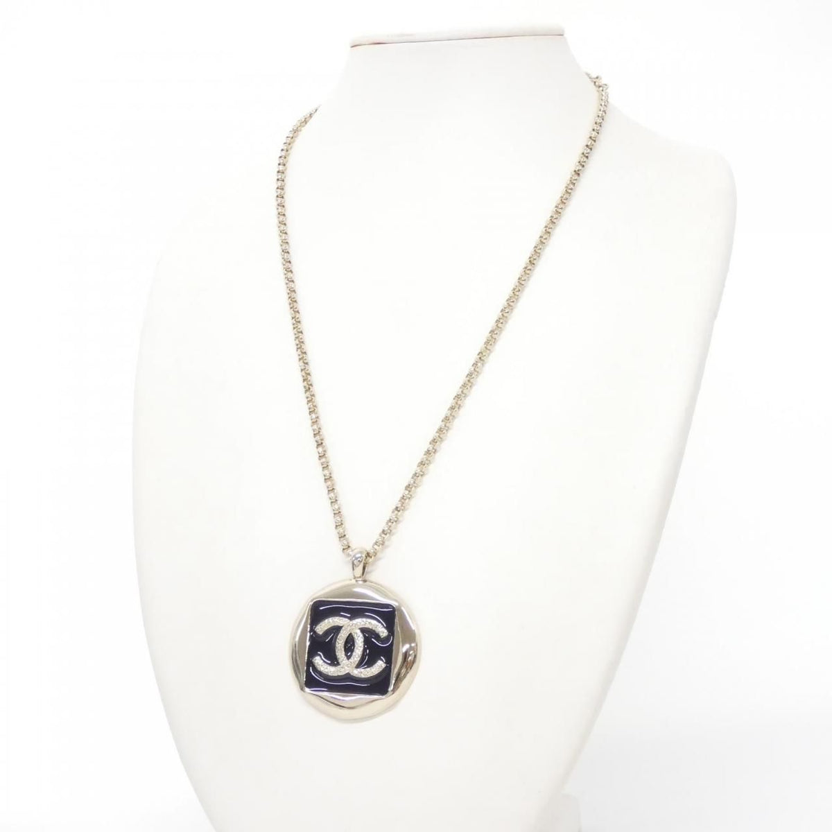 Chanel Necklace Gold — view 5
