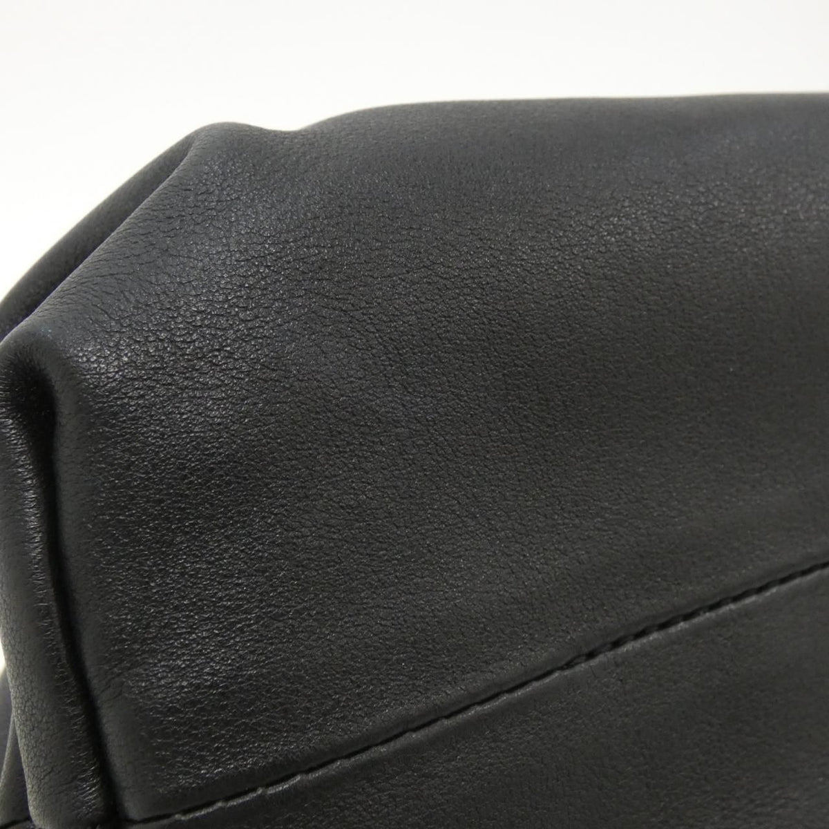 Bottega Veneta Shoulder Bag — view 2