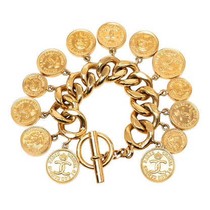 Chanel 31 Rue Cambon Vintage Coin Motif Bracelet Gold Plated — view 3