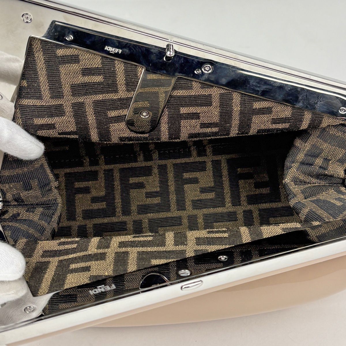 Fendi First Clutch 2-Way Shoulder Bag Patent Patent Leather Beige — view 6