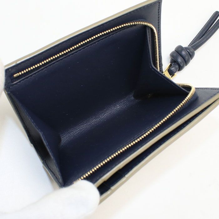 Loewe Compact Wallet Knot Bifold Shiny Napa Calfskin — view 5