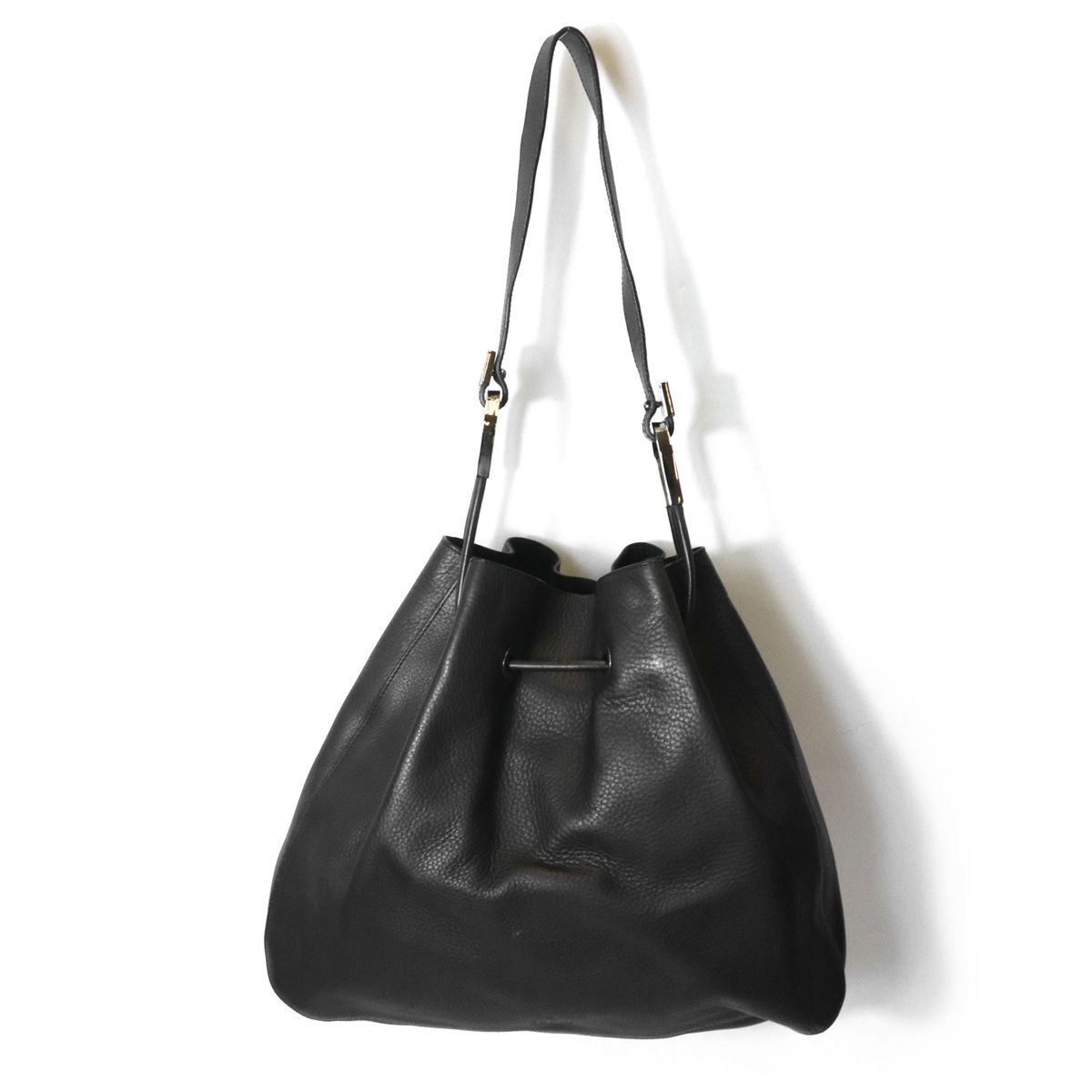 Gucci 001 Shoulder Bag Drawstring Leather Black — view 2