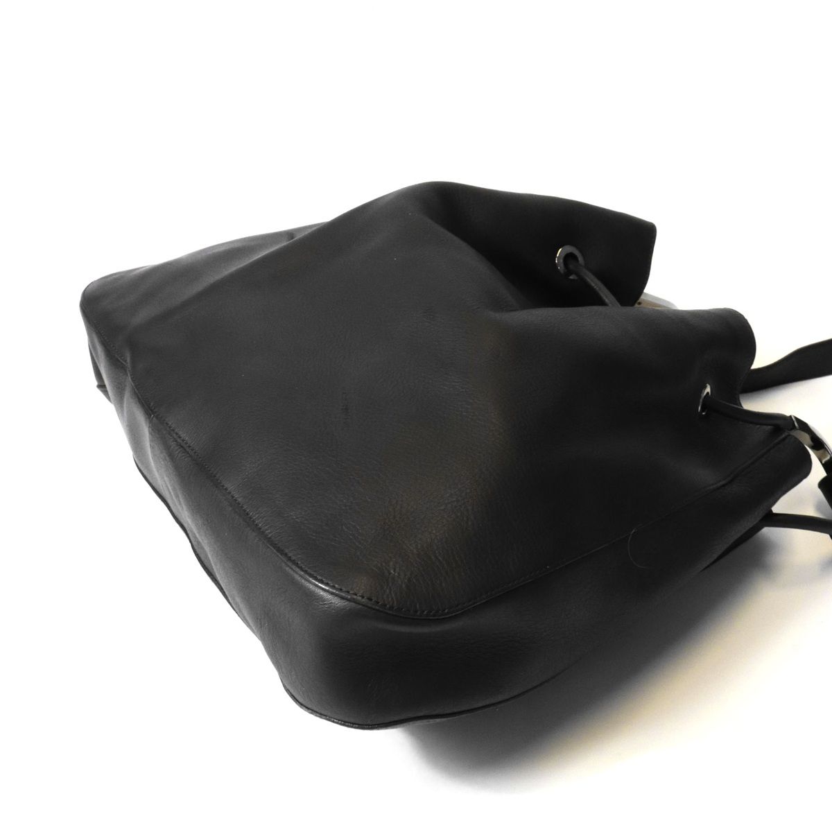 Gucci 001 Shoulder Bag Drawstring Leather Black — view 7