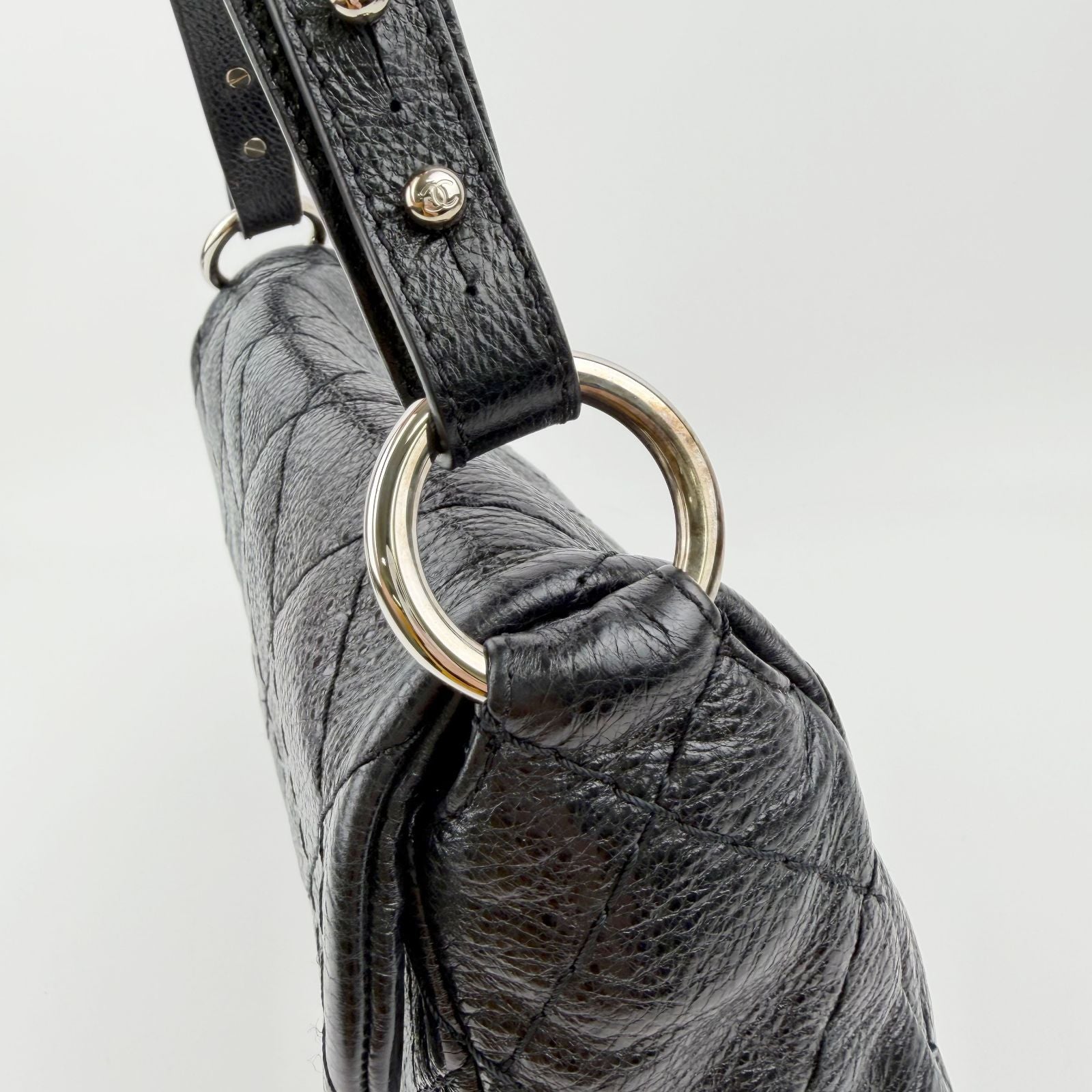 Chanel Wild Stitch CC Logo Shoulder Bag Leather Black Silver Vintage — view 7