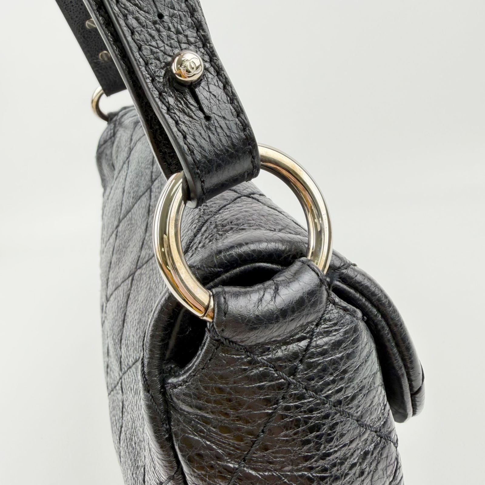 Chanel Wild Stitch CC Logo Shoulder Bag Leather Black Silver Vintage — view 8