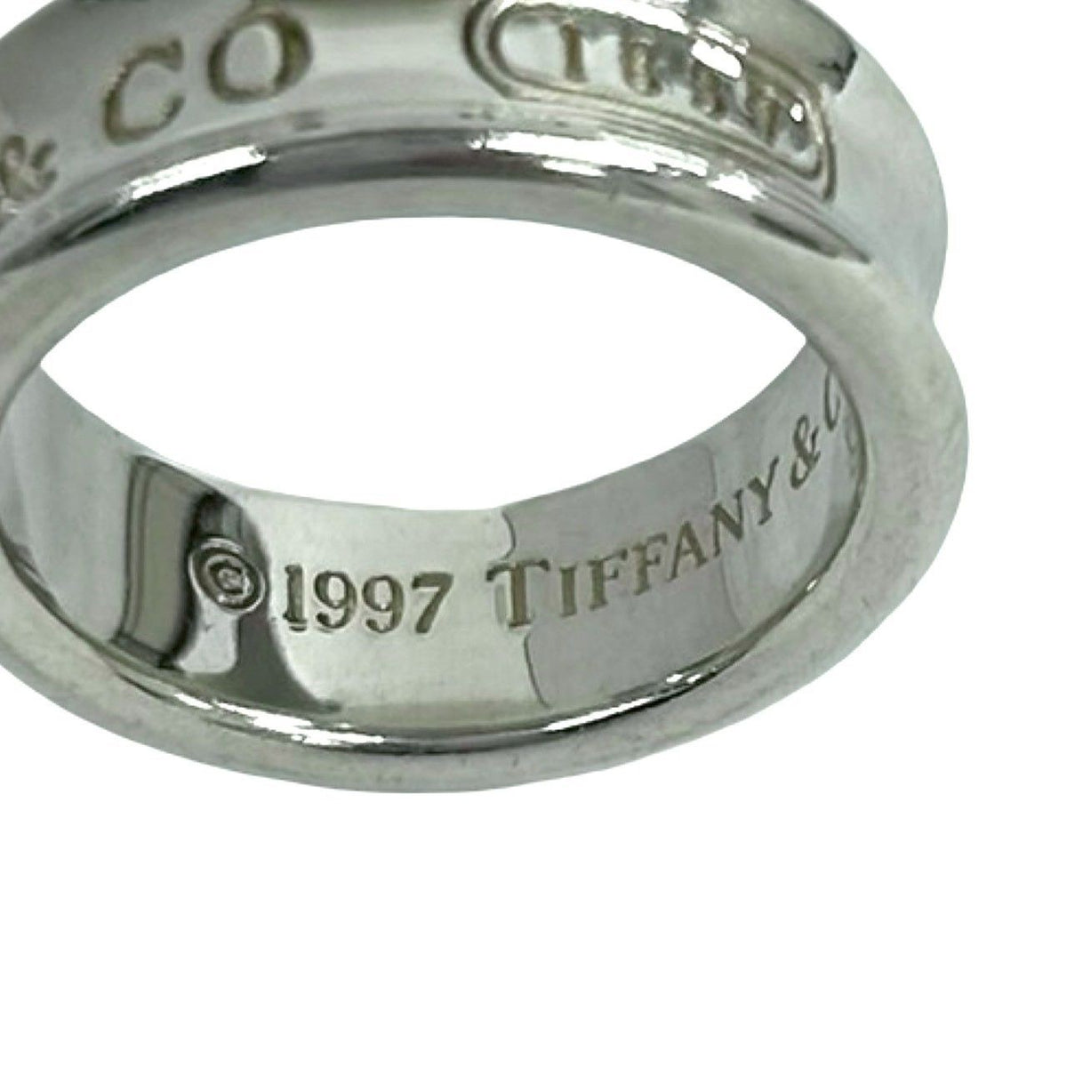 Tiffany & Co Vintage Narrow Ring Log 925 Sterling Silver — view 3