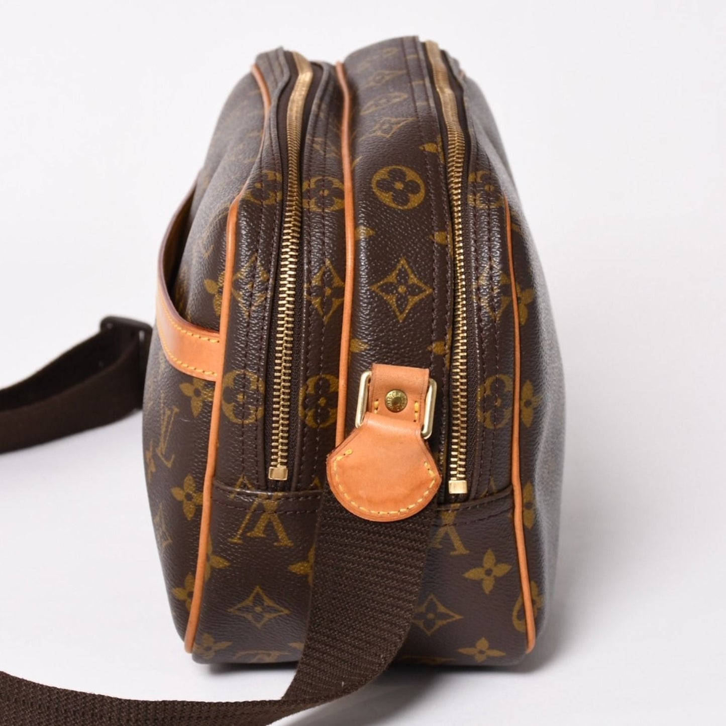 Louis Vuitton Shoulder Bag Reporter PM Monogram Canvas Brown — view 4