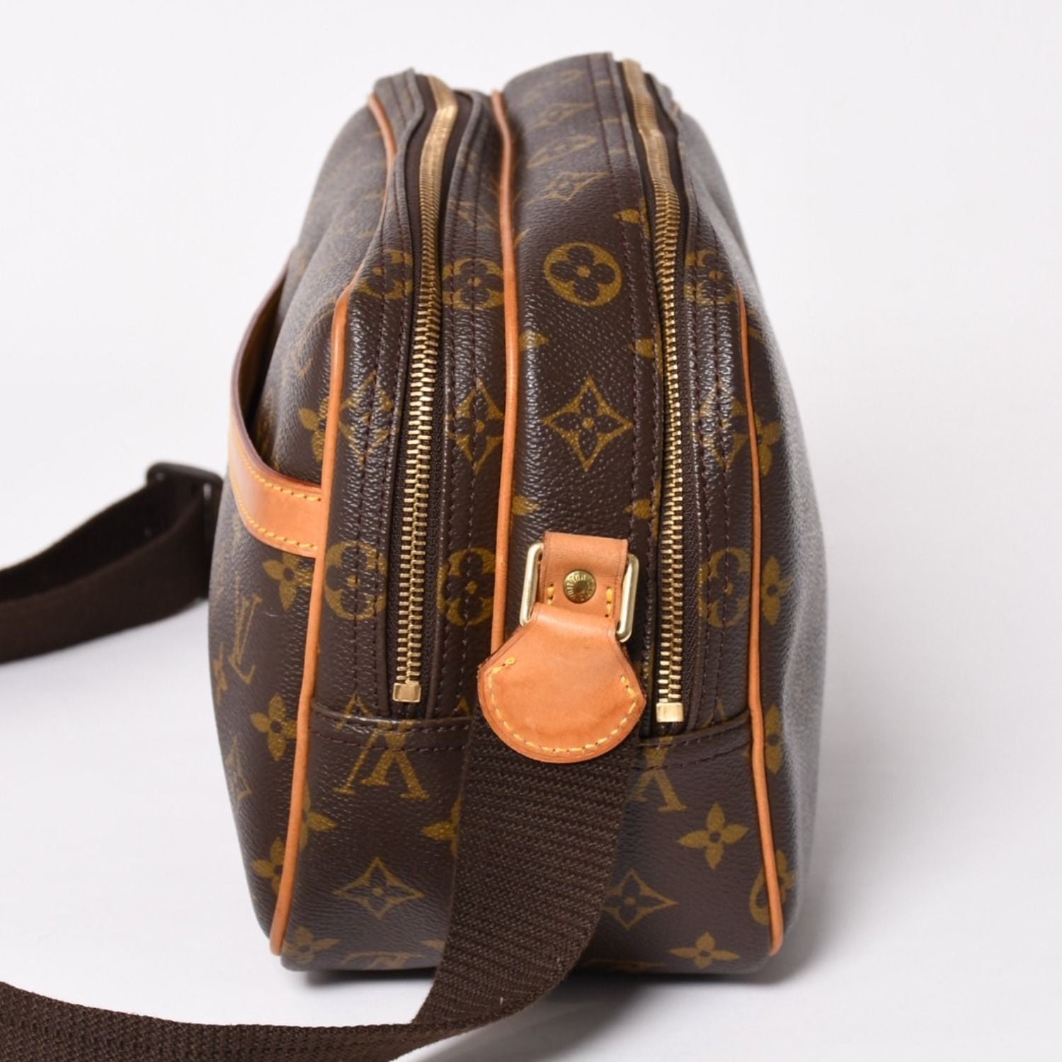 Louis Vuitton Shoulder Bag Reporter PM Monogram Canvas Brown — view 4