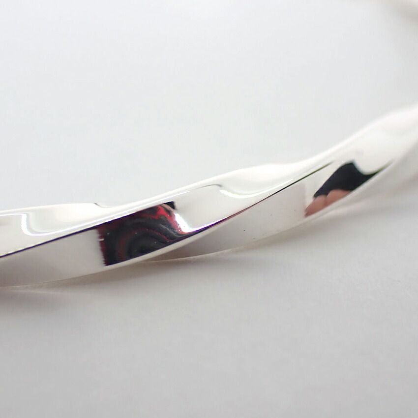 Tiffany & Co Knife Edge Bangle Bracelet — view 5