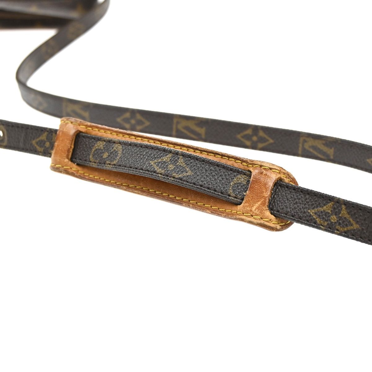 Louis Vuitton Amazon Shoulder Bag Monogram Leather — view 8
