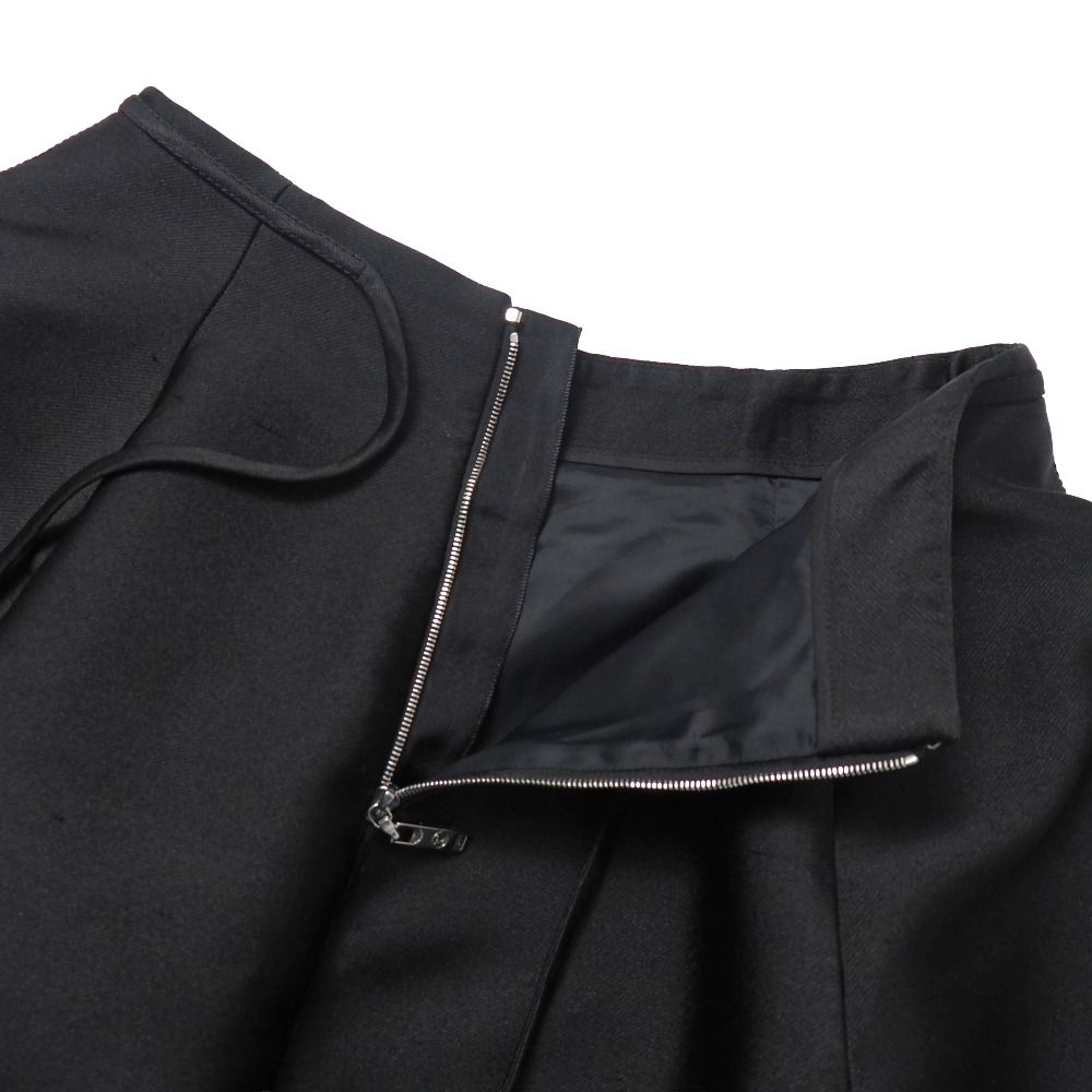Louis Vuitton Mini Skirt 36 Flare Back Ribbon — view 3