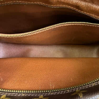 Louis Vuitton Trocadero 30 Monogram Shoulder Bag Leather Canvas — view 6