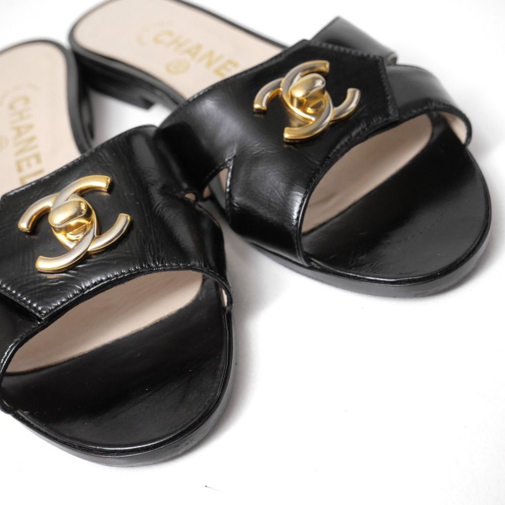 Chanel Sandals CC Logo Turnlock Decoration 36 — view 4