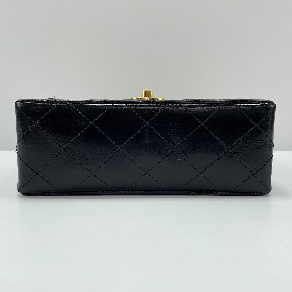 Chanel Shoulder Bag Quilted Mini — view 7