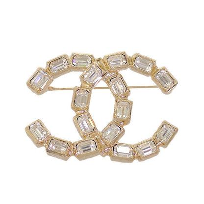 Chanel CC Logo Brooch Metal Crystal Gold — view 2