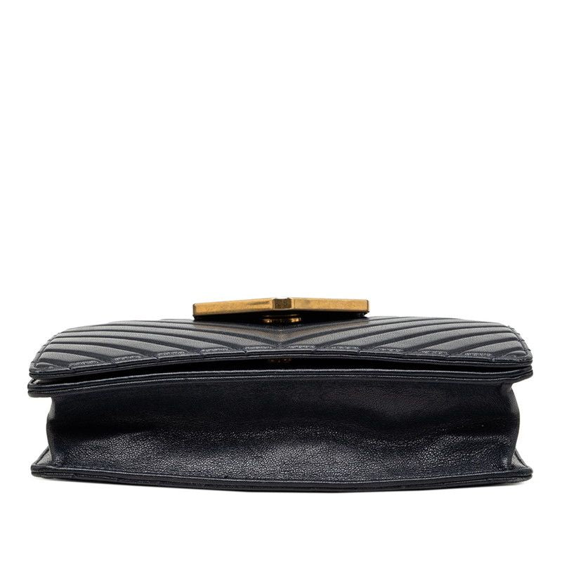 Chanel Chevron V-Stitch CC Logo Chain Shoulder Bag Navy Gold Leather — view 3