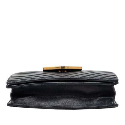 Chanel Chevron V-Stitch CC Logo Chain Shoulder Bag Navy Gold Leather — view 3