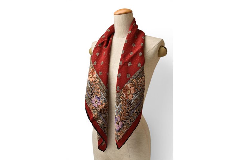 Tiffany & Co Scarf Silk Vintage Flower Motif Red Multi — view 8