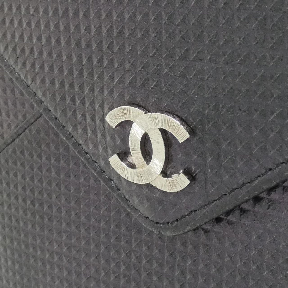 Chanel Bag Handbag Black — view 4