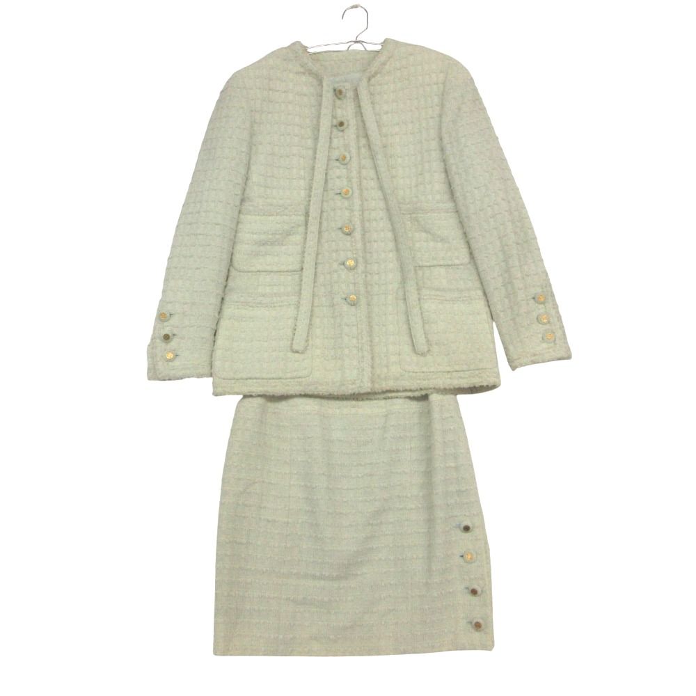 Chanel Set Vintage Tweed Suit with Ribbon CC Logo Button Jacket Skirt Green