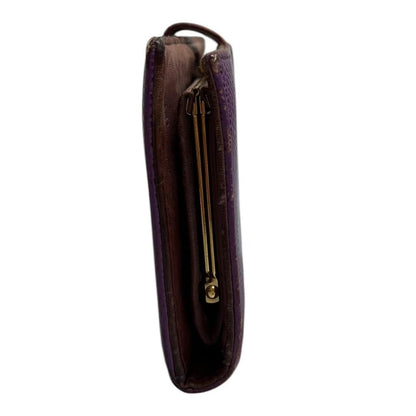 Chanel CC Logo Purple Gold Caviar Leather Wallet Kiss Lock — view 5
