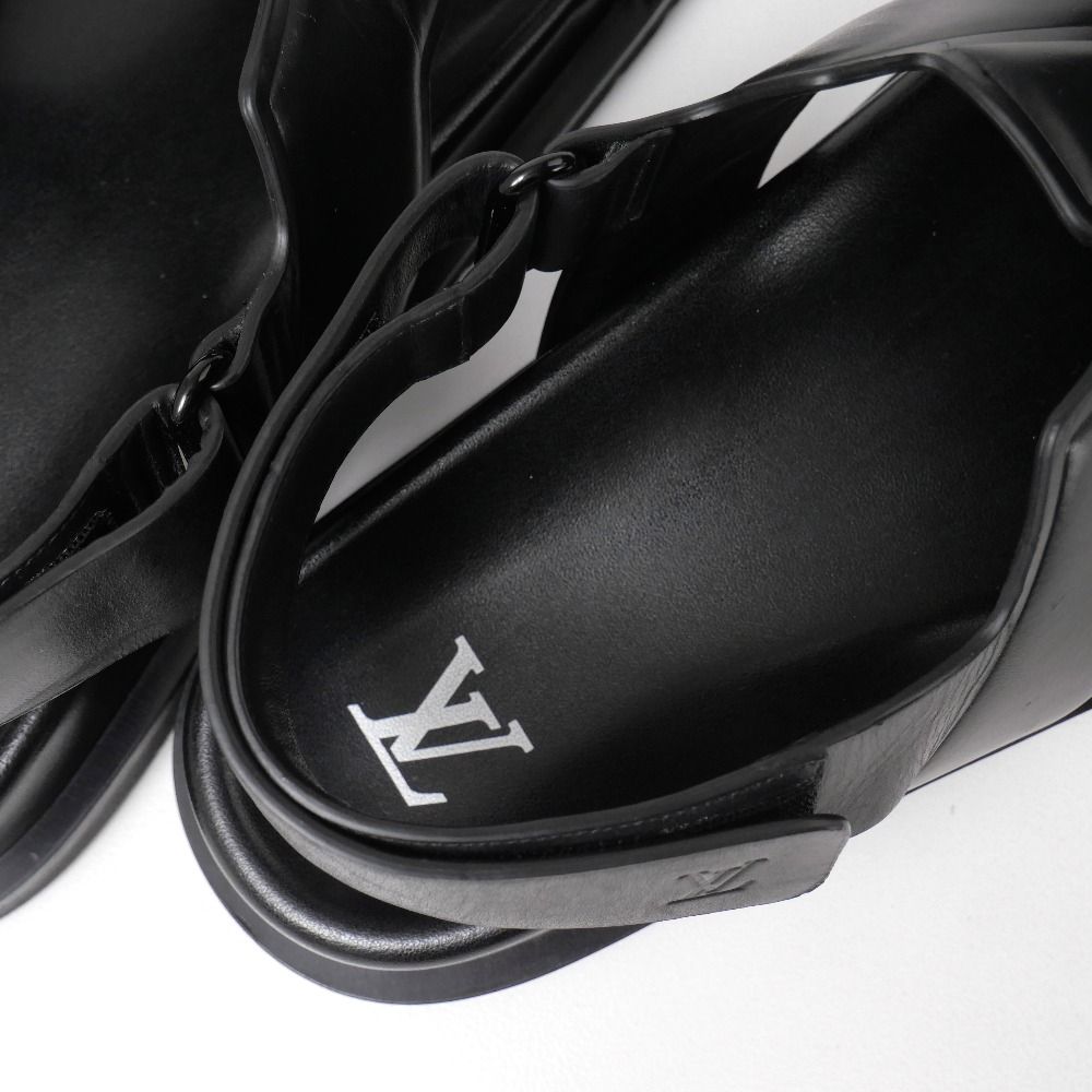Louis Vuitton LV Oasis Sandals LV Logo Back Strap 7 — view 7