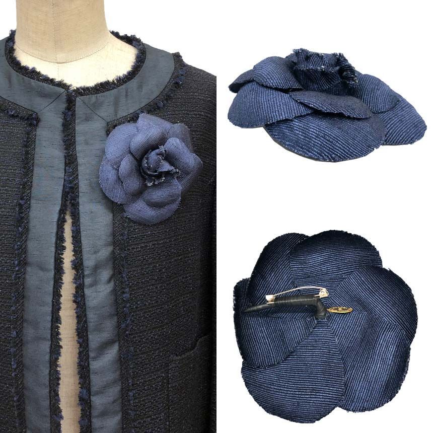 Chanel Camellia Corsage Brooch Flower Navy — view 2