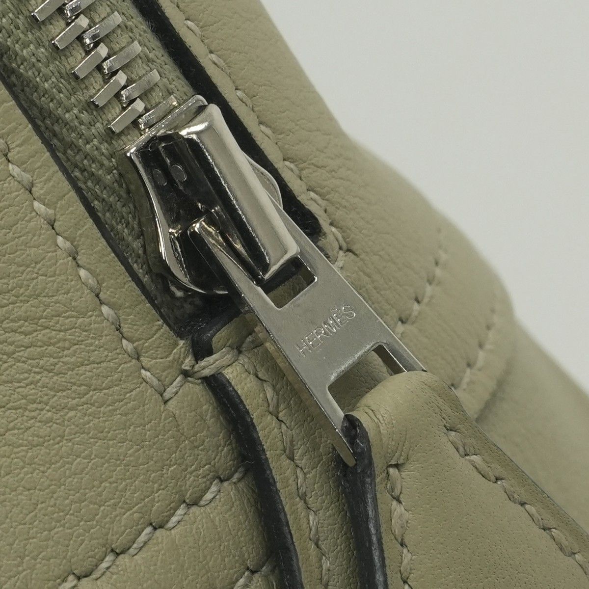 Hermes Plume 28 Tote Swift Sauge Cles Craie Green Beige Silver Handbag Veau — view 7