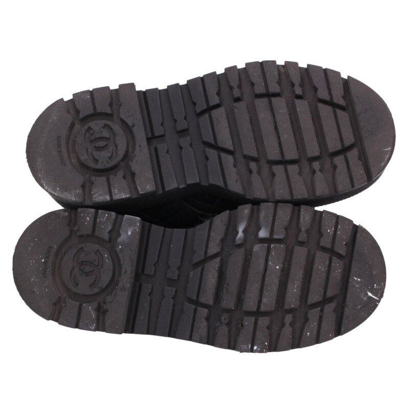 Chanel Quilted Boots Black — view 3