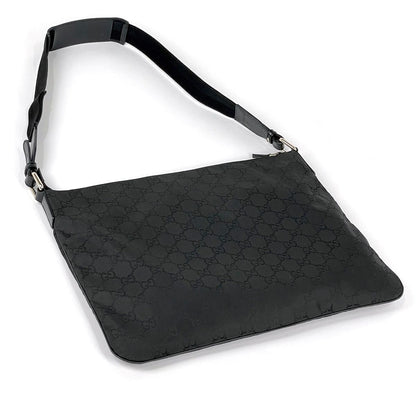 Gucci GG Pattern Shoulder Bag Nylon Black — view 2