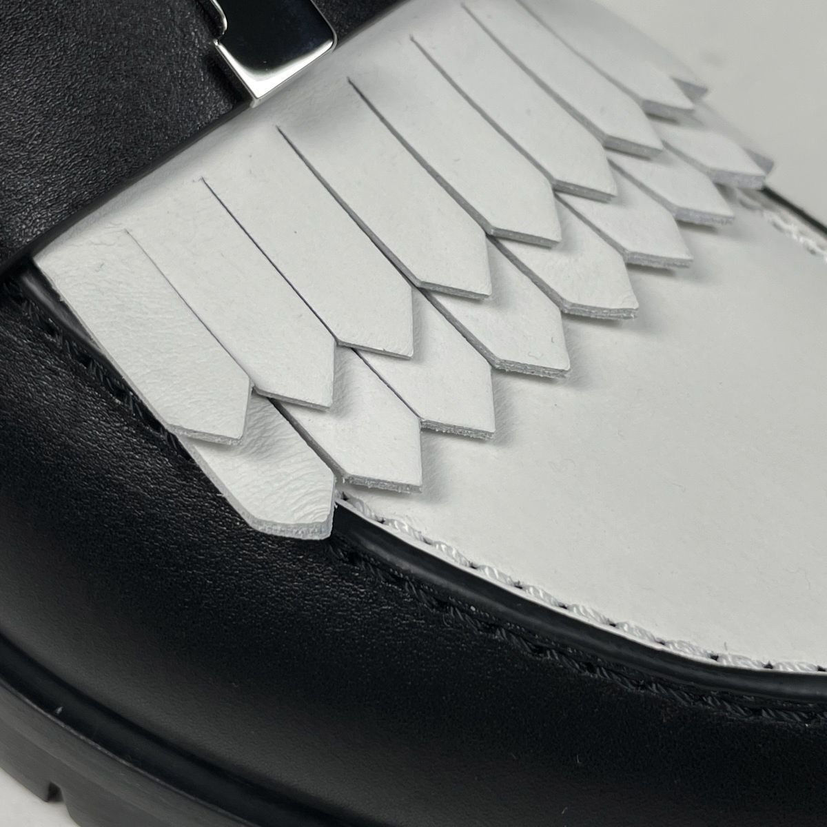 Hermes Moccasins Montmartre Logo Shoes Leather Black White — view 7
