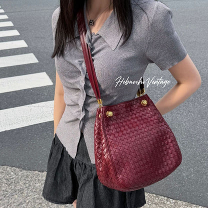 Bottega Veneta Intrecciato Shoulder Bag Leather Bordeaux Red Gold Vintage
