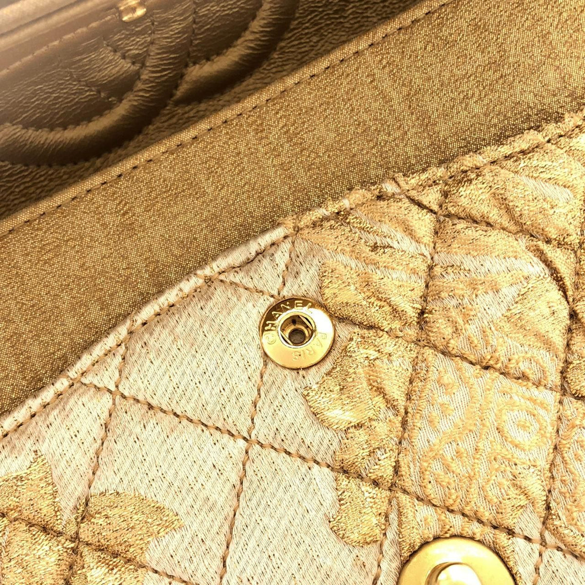 Chanel Shoulder Bag Beige — view 5