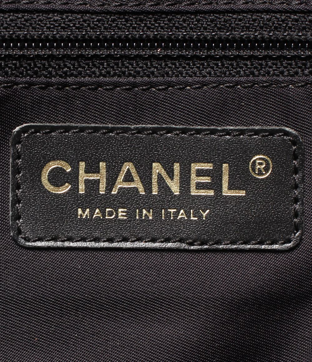 Chanel Tote Bag Gold New Travel Line MM — view 6