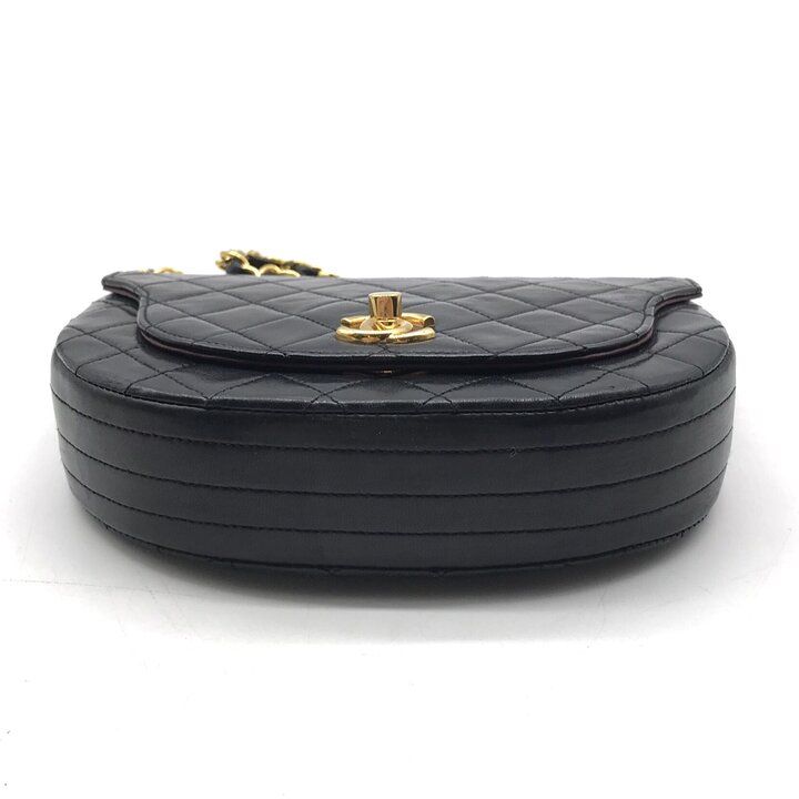 Chanel CC Logo Chain Shoulder Bag Lambskin Leather Turnlock Black — view 3