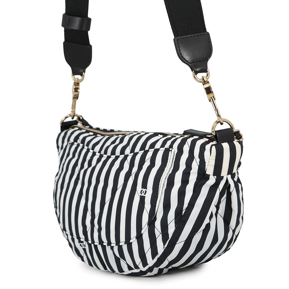 Chanel Shoulder Bag CC Logo Large Hobo Nylon 2-Way White Black — view 2