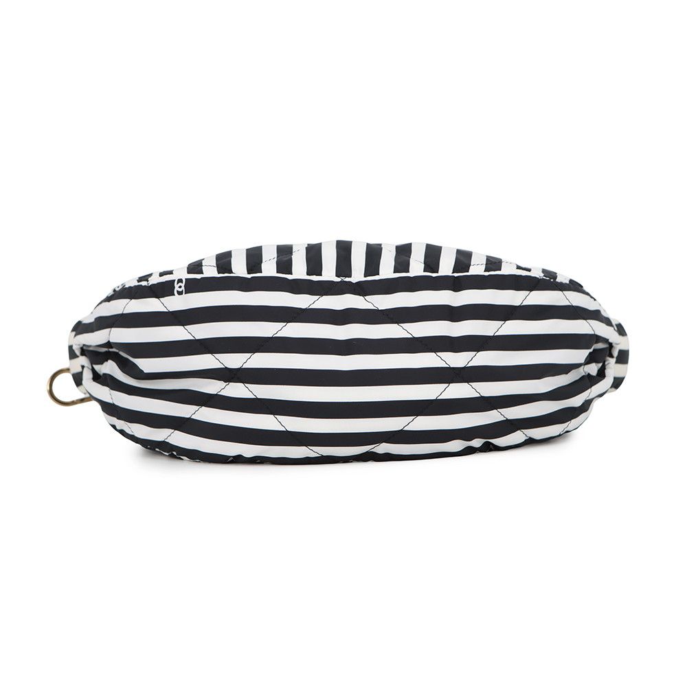 Chanel Shoulder Bag CC Logo Large Hobo Nylon 2-Way White Black — view 3