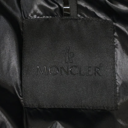 Moncler Herbe Letter Logo Short Down — view 5