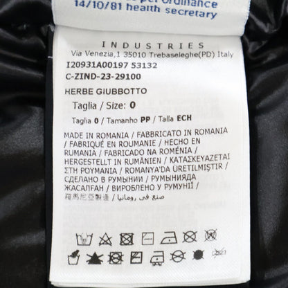Moncler Herbe Letter Logo Short Down — view 6