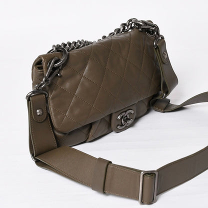 Chanel 2-Way Bag CC Logo Lambskin Quilted Olive Antique Silver — view 3