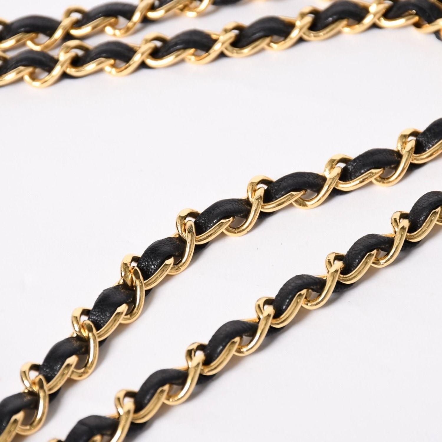 Chanel Quilted 25 Double Flap Chain Shoulder Bag CC Logo Lambskin Black Gold — view 6