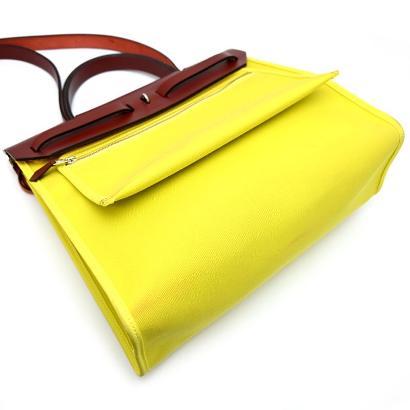 Hermes Handbag Yellow — view 4