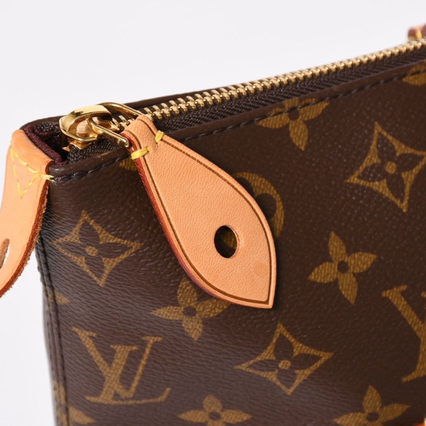 Louis Vuitton Iena MM Tote Bag Monogram Brown Gold — view 7
