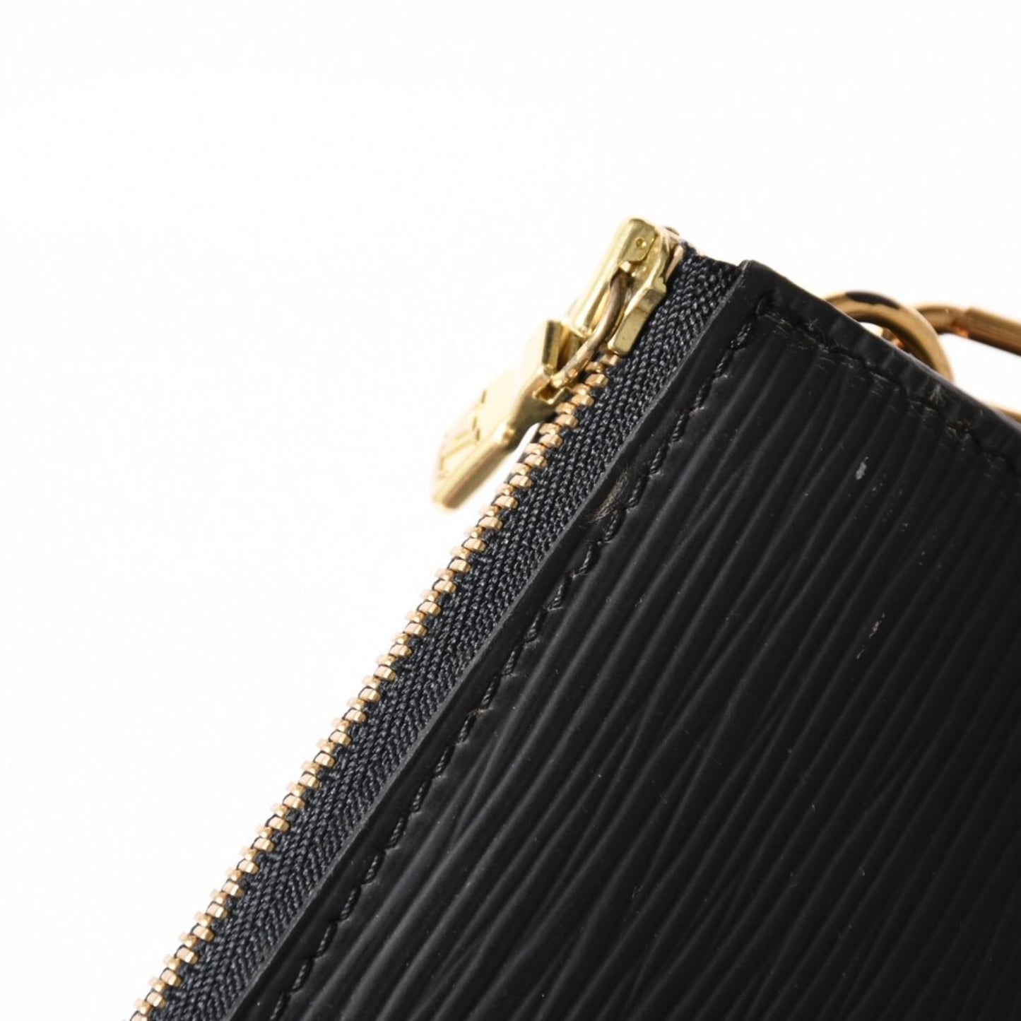 Louis Vuitton Pochette Accessoires Pouch Epi Black Gold — view 7