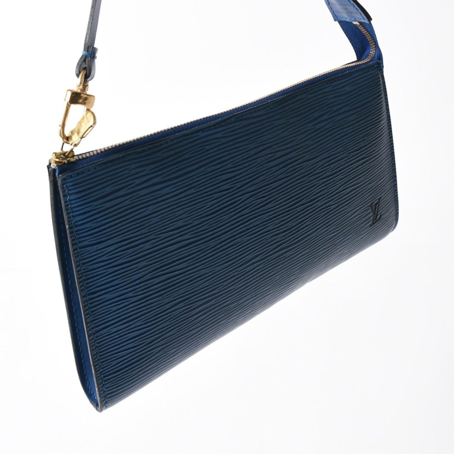 Louis Vuitton Pochette Accessoires Bag Epi Leather Blue — view 3