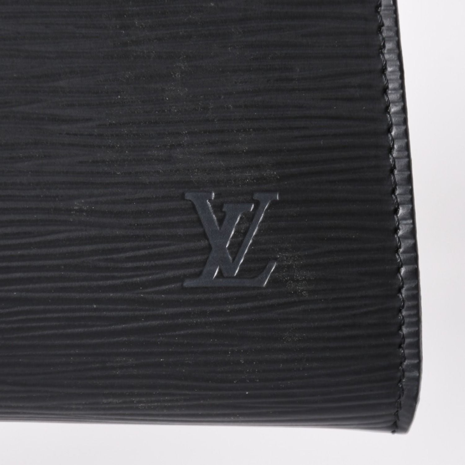 Louis Vuitton Pochette Accessoires Pouch Epi Black Gold — view 7